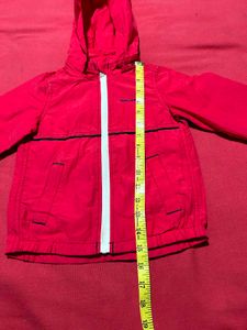 Noeil aime BeBe Red Hooded Jacket – Size 3 years