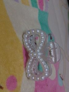 A Cute Wrap With Catch Clip