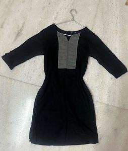 Minimalist Kurti