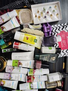 MYSTERY SKINCARE- ANY 7 WITH FREEBIES ❤️