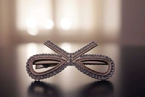 Bow Rhinestone Hair Clip