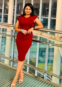 Chic Maroon Bodycon Dress