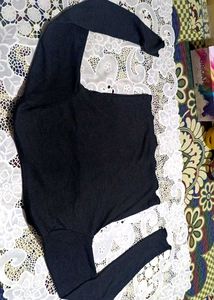 Black Long Sleeve Crop Top