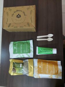 The Wellness Shop Facial Kit