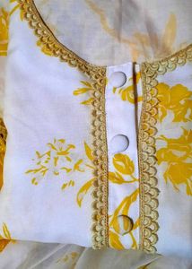 beautiful  ⭐ lace detail pakistani Suite