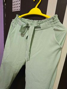 Solid Trouser With Tie Up