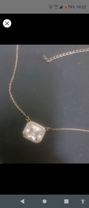 giva silver chain it&#39;s been used only few times and it&#39;s rosegoldplated