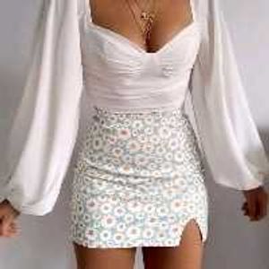 White V-neck Crop Top With Full Sleeves