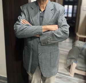 🧥 Classic Grey Men’s Blazer