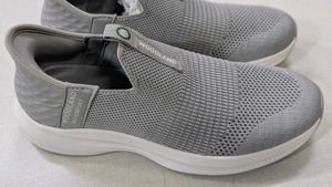 Women's Slip in sneakers Size 5 🔥