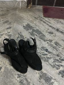 Black Sling Back Heels