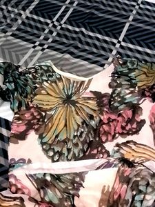 Beautiful Frock Design For Girls