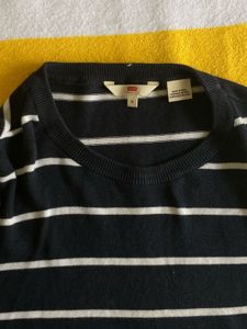 Levi&#39;s Striped Ruffle Shoulder Sweater