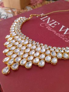 Elegant Kundan Necklace