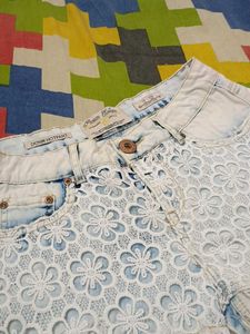 Denim &amp; Lace Hotpants