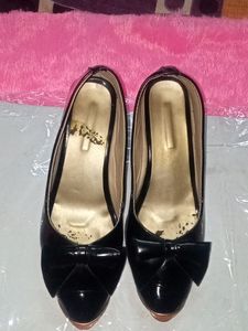 Black Heels For Girls