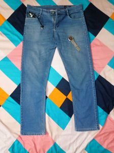 Light Wash Denim Jeans