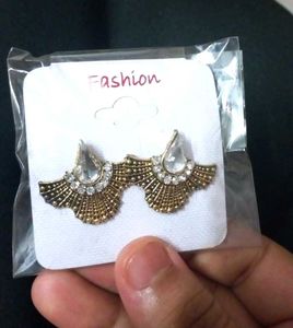 Vintage Inspired Gold Tone Earrings