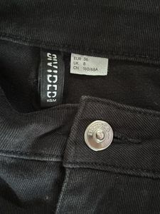 Black High-Waisted mom Jeans