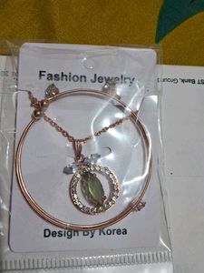 Heart Pendant Necklace Set