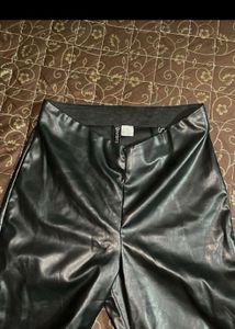 SALE🎀HnM Leather Pants