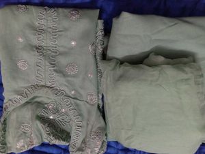 Embroidered suit set