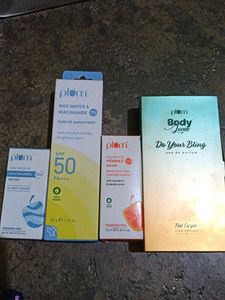 Plum Skincare Set( Free Parfum ) No Bargain