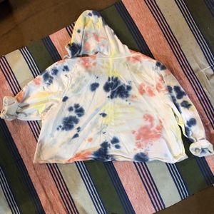 Oversized Tie-Dye Cropped Hoodie