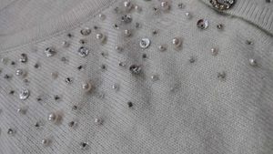 cardigan with white pearl look