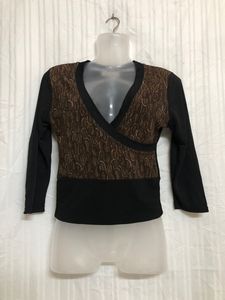 S🍎L  Black Stylish Top