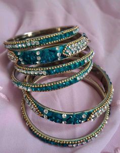 Sparkling Teal &amp; Silver Beaded Bangle Set✨️🫶🏽☺️