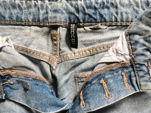 Divided H&amp;M Light Blue Ribbed Jeans