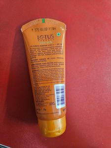 Spf 50 UV B PA+++