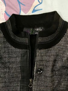 Men&#39;s Pullover Front Full Zipper size 38