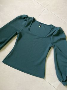 Long Balloon Sleeve Top