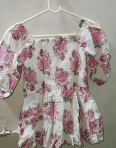 Floral Puff Sleeve Top