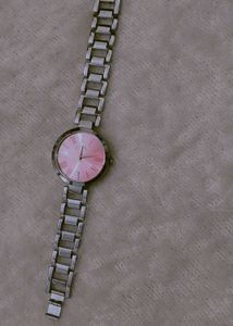 Elegant Pink Face Watch for women 😍