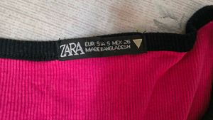 Trendy Hot Pink Button-Down Ribbed Crop Top with B