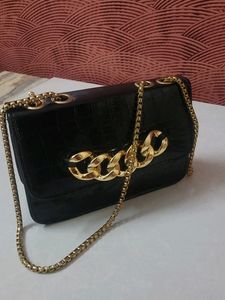 Chic Black Chain Bag