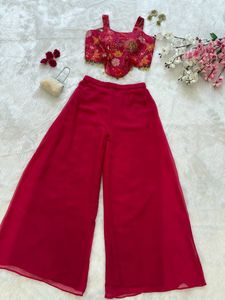 crop top hit design Xs to 2xl available