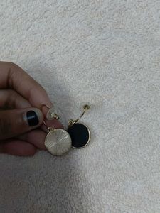 Earrings Round