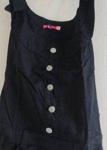 Gorgeous short black dungaree with inner top