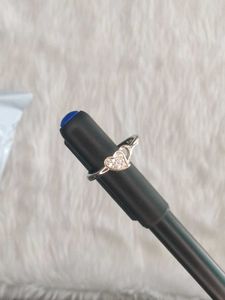 925 Heart Ring Sparkling Detail with hallmark
