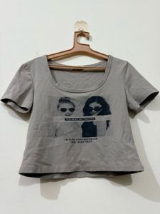 Graphic Print Cropped Tee