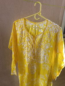 Farhaa Yellow Floral Long Mul Kurta