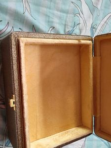 Vintage Style Cosmetic Box