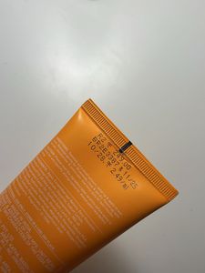 Dot &amp; Key Mango Detan Face Wash