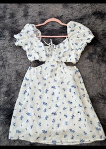 Cut Out Dress White/Blue Floral