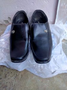 Black Shoes Offer