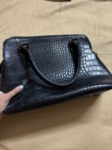 Lino Perros Black Hand Bag